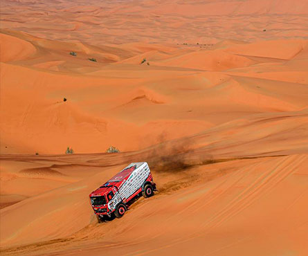 Camión Hino Auto Summit en Dakar 2020
